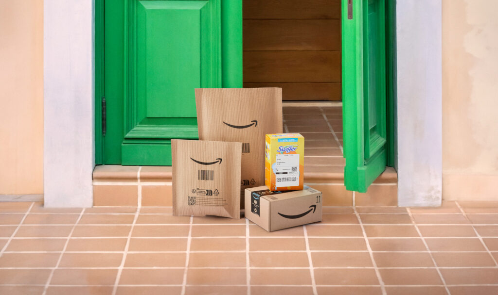 "Amazon Goes Green with New Recyclable Paper Packaging for UK Customers"